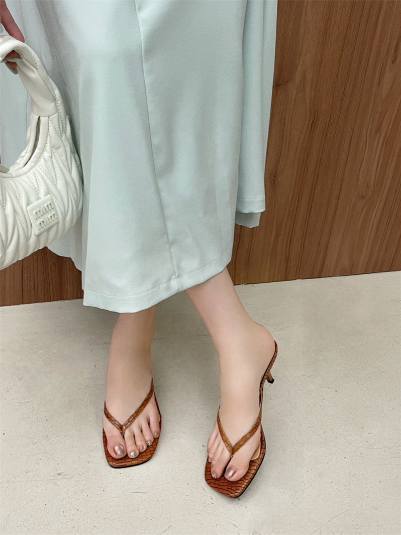 2024 New Women's High Heel Toe Clip Sandals Flip Flops Slip On Casual PU Sandals - Image 4