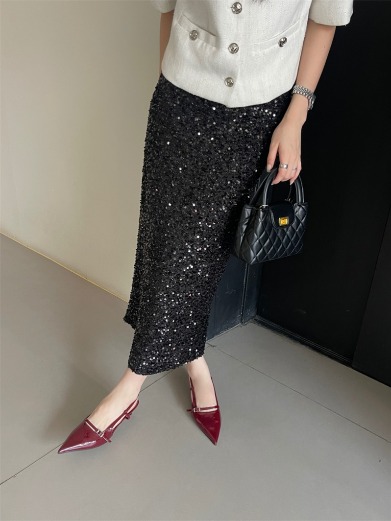 2024 New Low Heel Closed Toe Ankle Strap Sandals for Women - Image 2