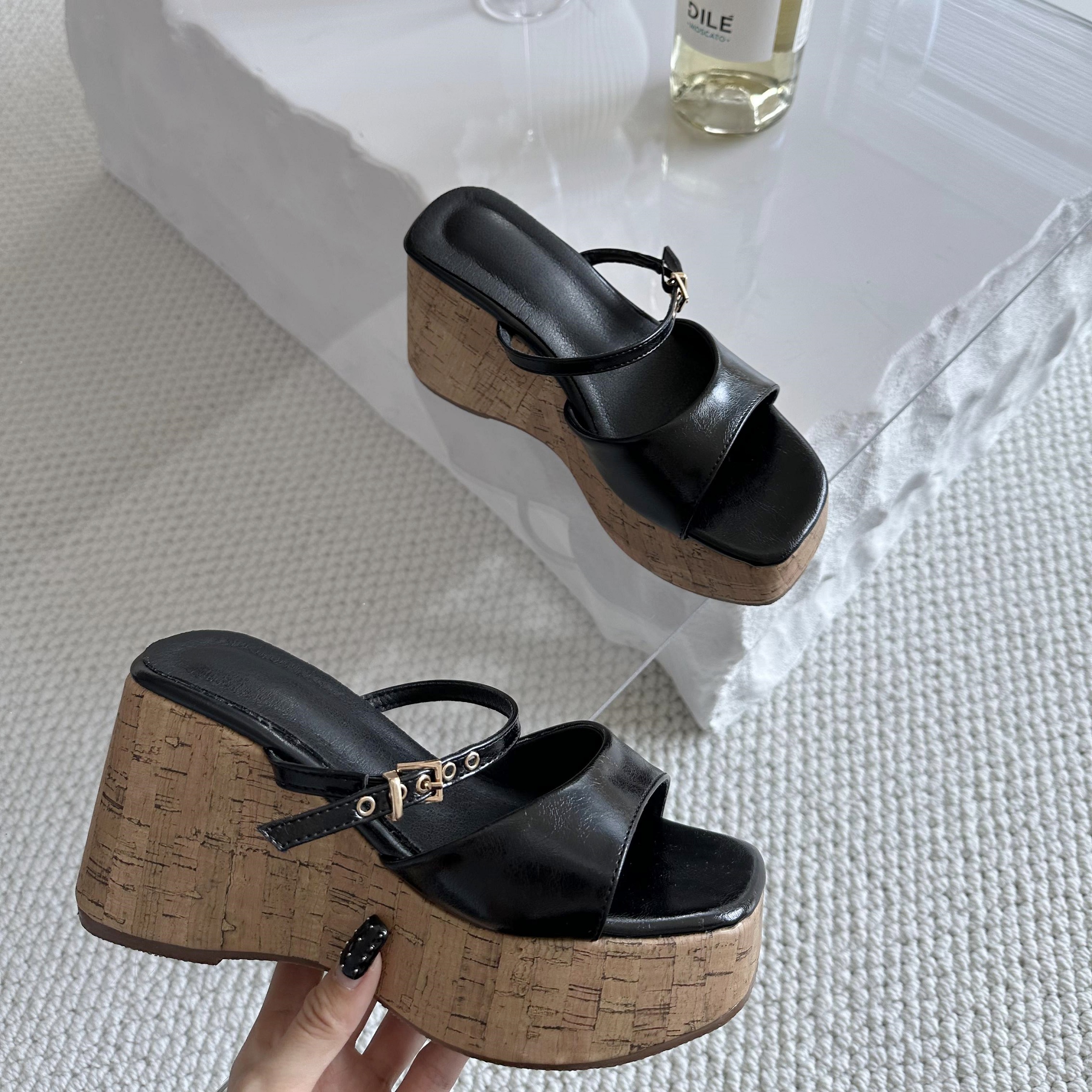 2024 New Fashion Thick Sole Wedge Heel Sandals for Women - Image 5