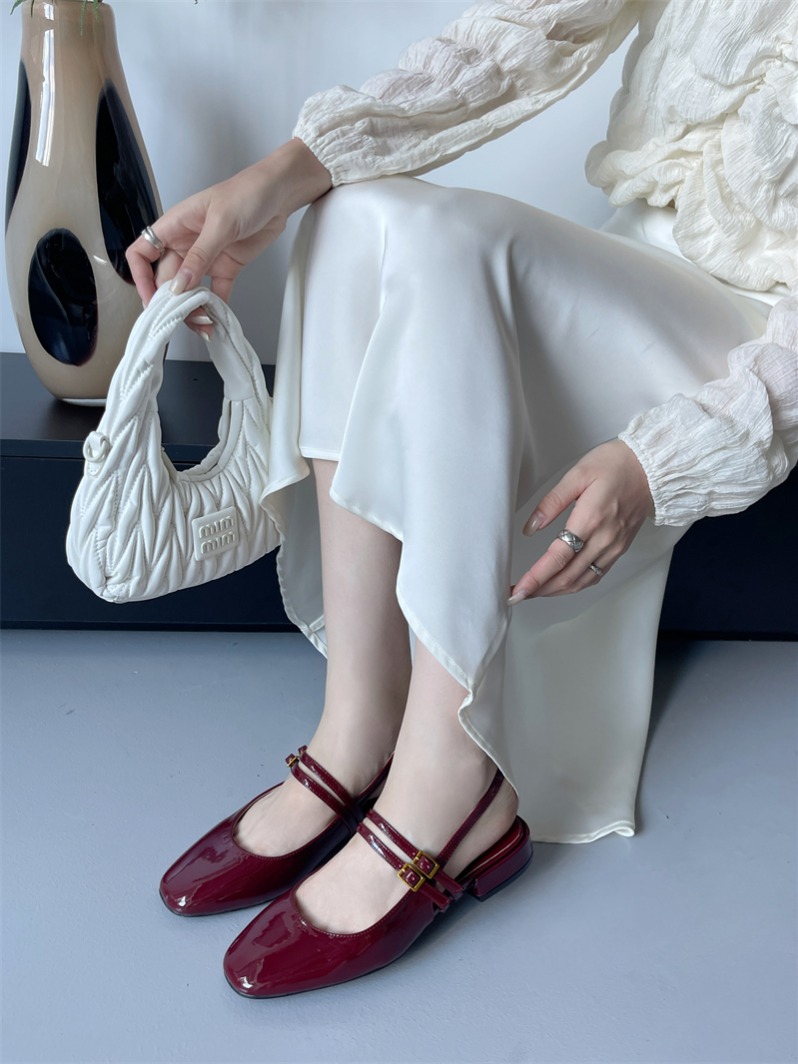 2024 New Autumn Women's Slingback Sandals with Buckle and Hollow Design - Image 3
