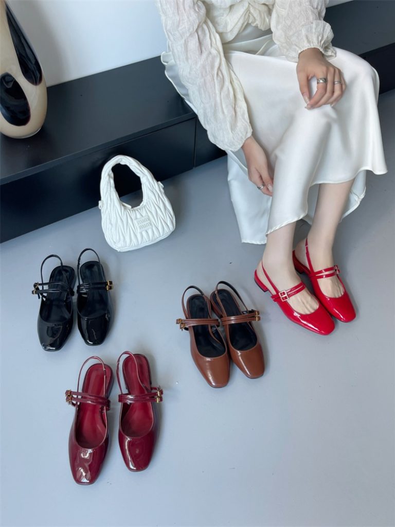 2024 New Autumn Women's Slingback Sandals with Buckle and Hollow Design