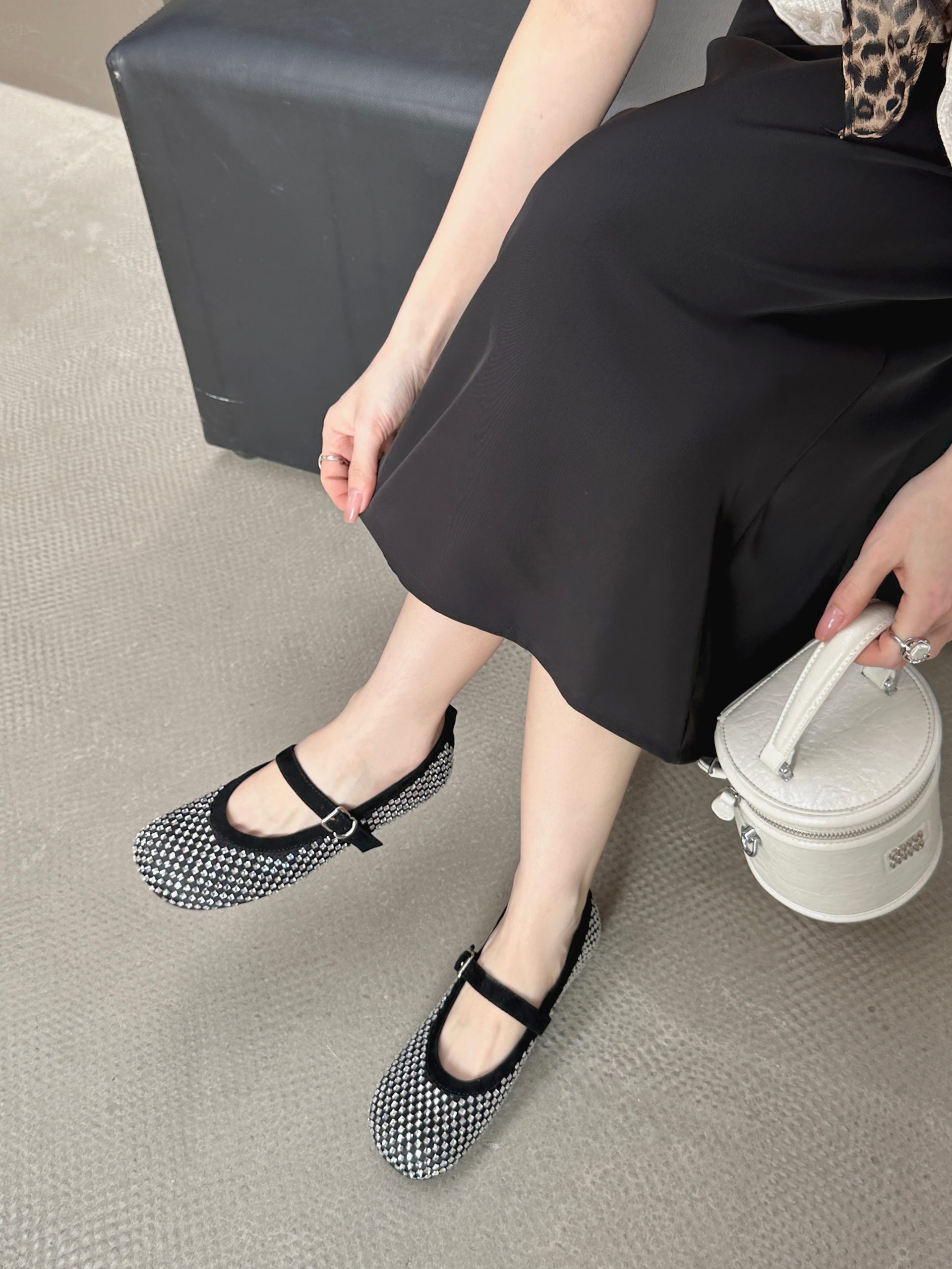 Yageli Ballet Flats Mary Jane Shoes Women's 2025 Spring Hollow Out Flat Shoes - Image 3