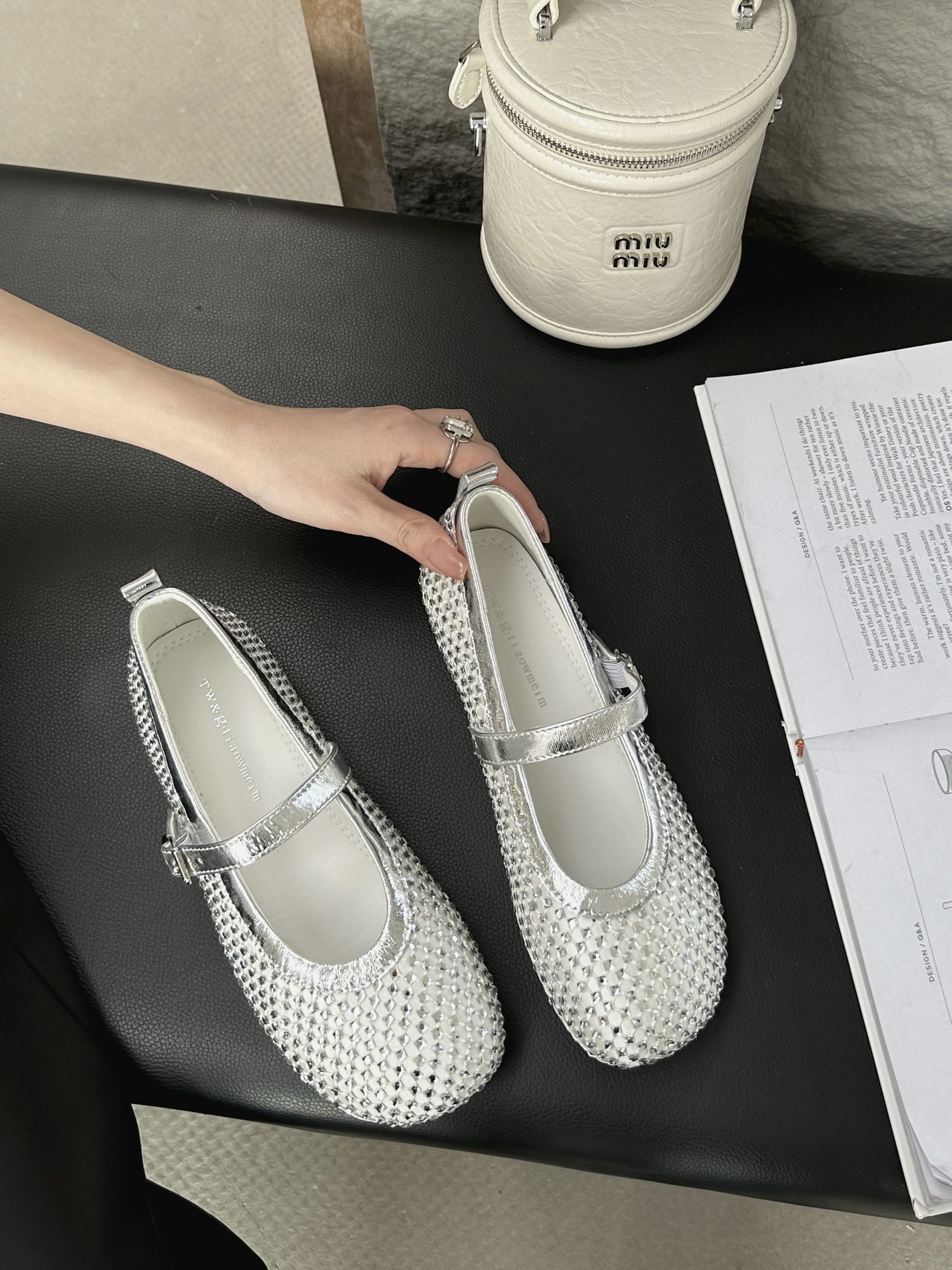 Yageli Ballet Flats Mary Jane Shoes Women's 2025 Spring Hollow Out Flat Shoes - Image 2